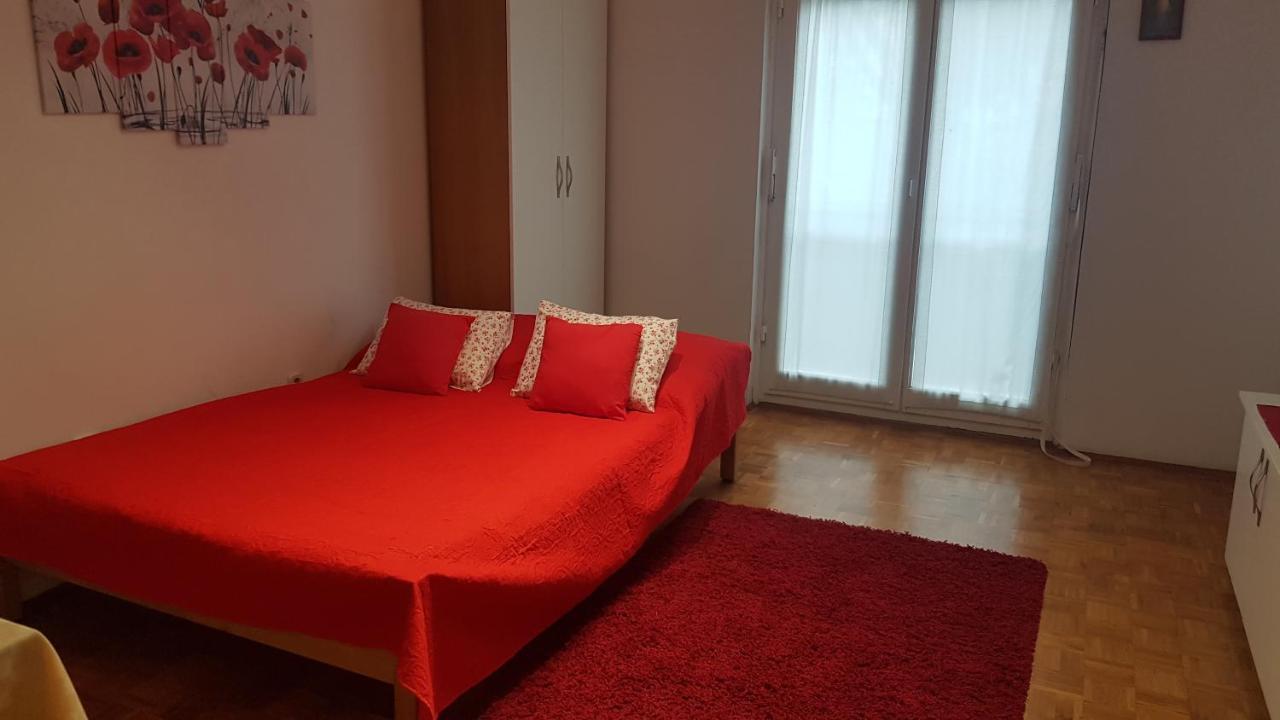 Apartment Jadranka PUY Eksteriør bilde