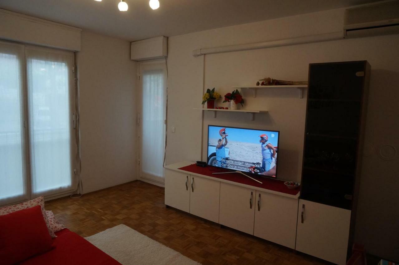 Apartment Jadranka PUY Eksteriør bilde